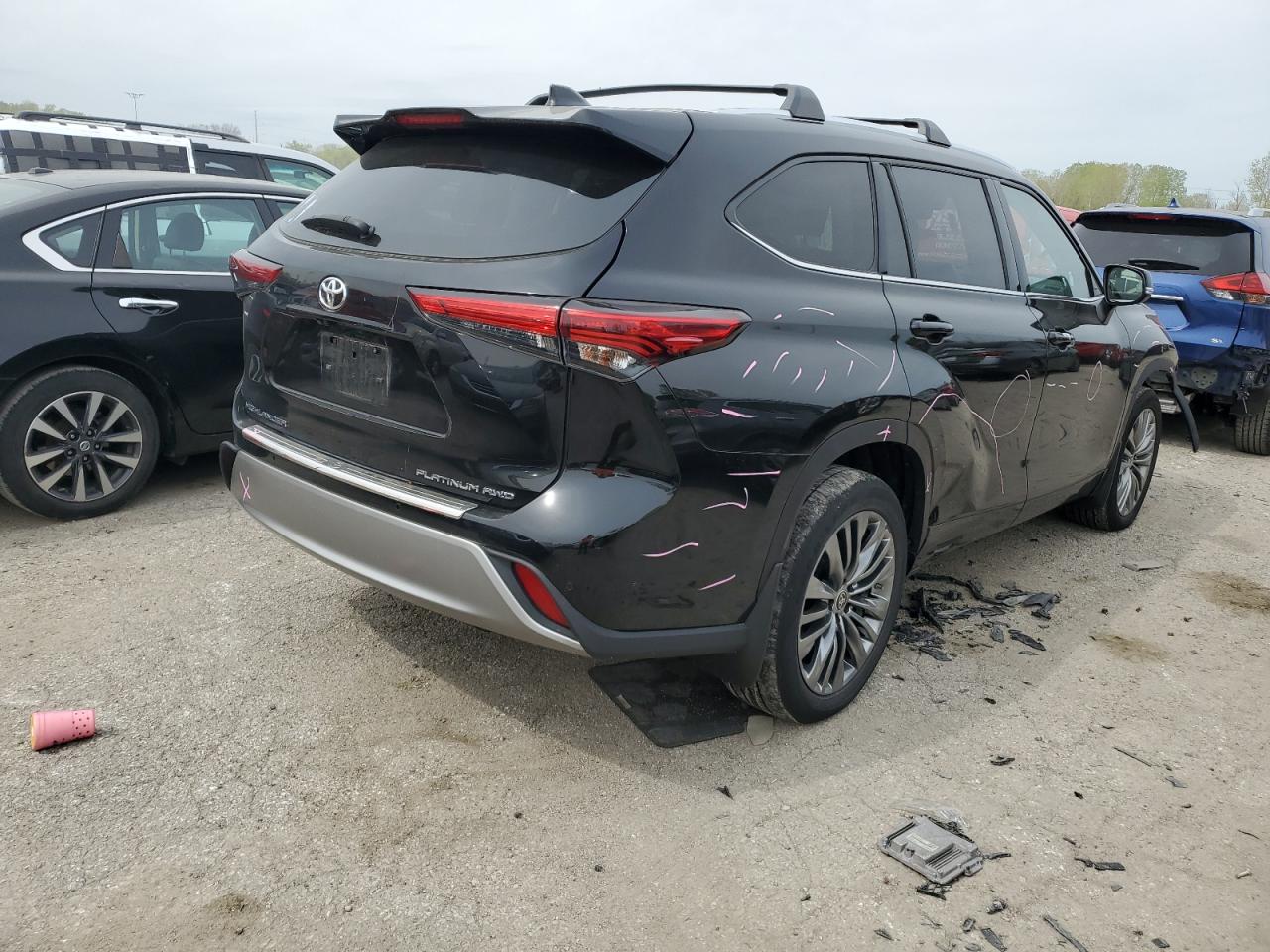 2021 Toyota Highlander VIN 5TDFZRBH1MS093539 photo 3