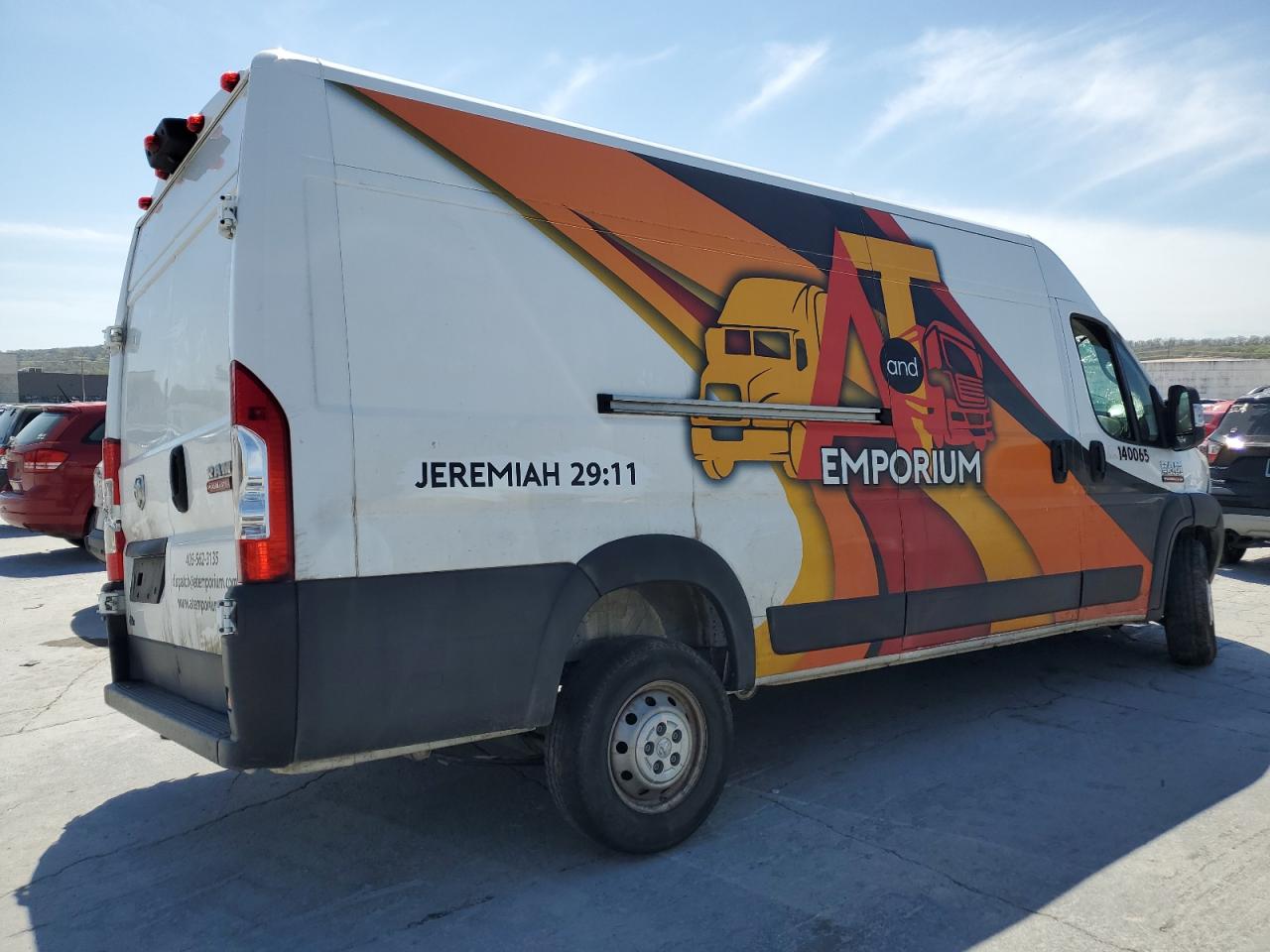 2019 RAM Promaster 3500 VIN 3C6URVJG3KE551279 photo 3