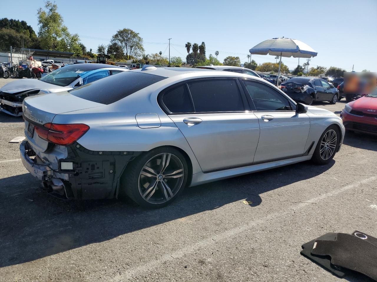 2016 BMW 7 series VIN WBA7F2C54GG417202 photo 3