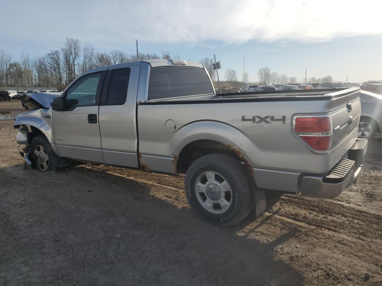 2013 Ford F-150 VIN 1FTFX1ET2DFA07274 photo 2