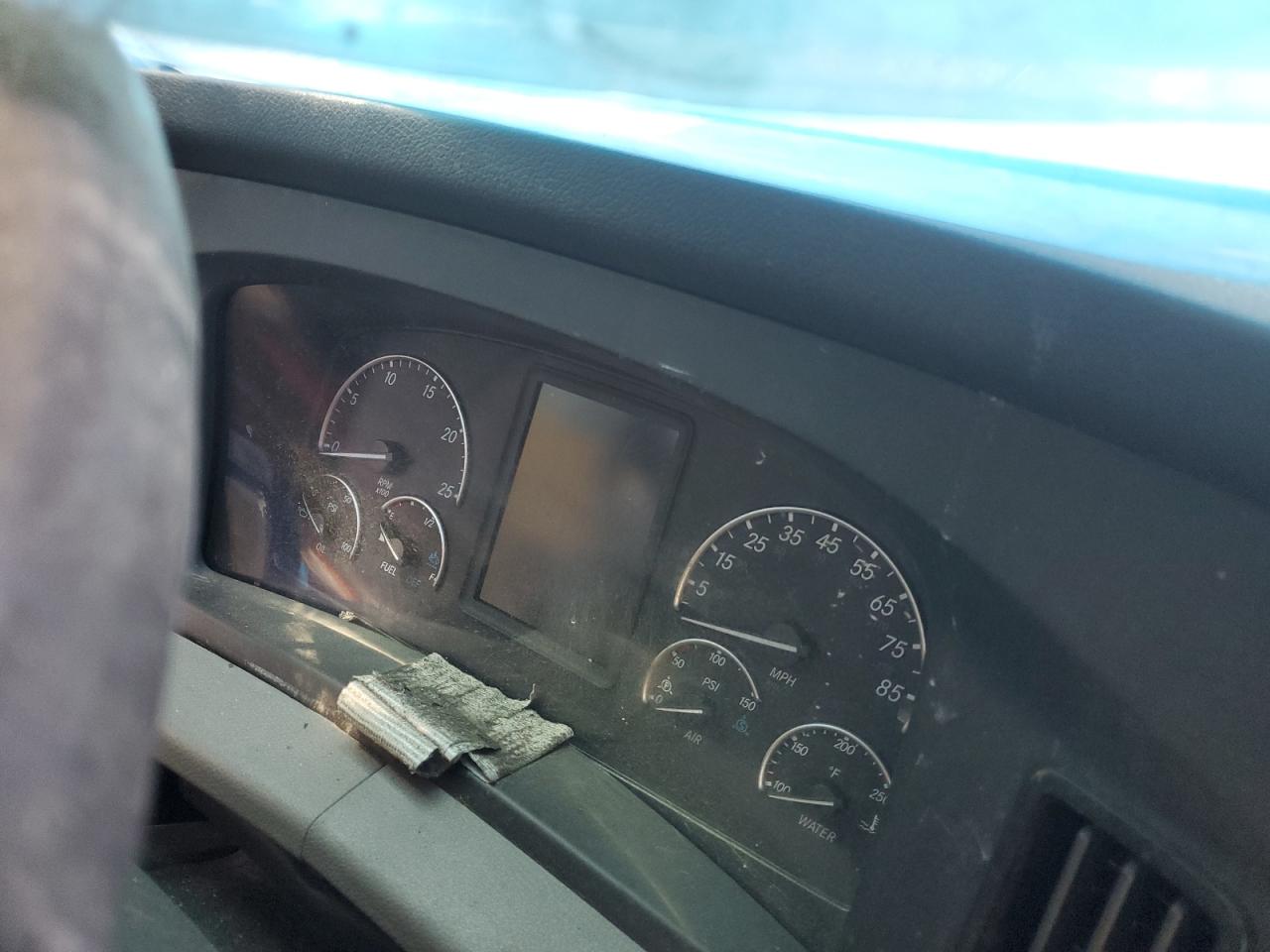 2020 FREIGHTLINER CASCADIA 126 VIN 1FUJHLDR2LLLP4077 photo 8