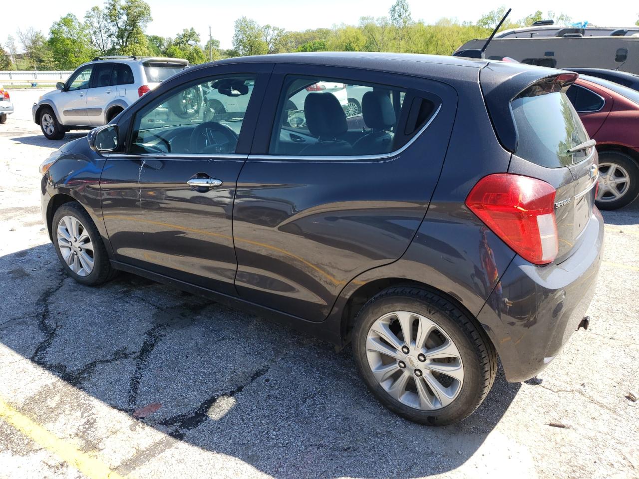 2016 Chevrolet Spark VIN KL8CF6SA2GC607040 photo 2