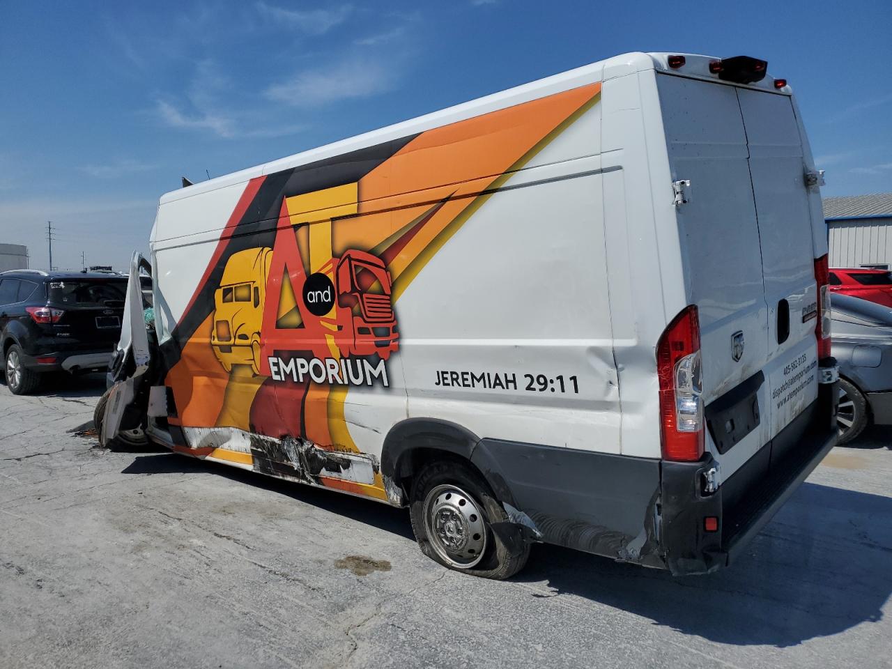 2019 RAM Promaster 3500 VIN 3C6URVJG3KE551279 photo 2