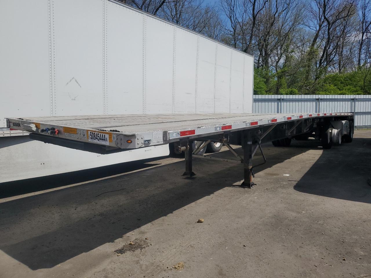 2023 UTILITY TRAILER VIN 1UYFS2486P5771903 photo 2