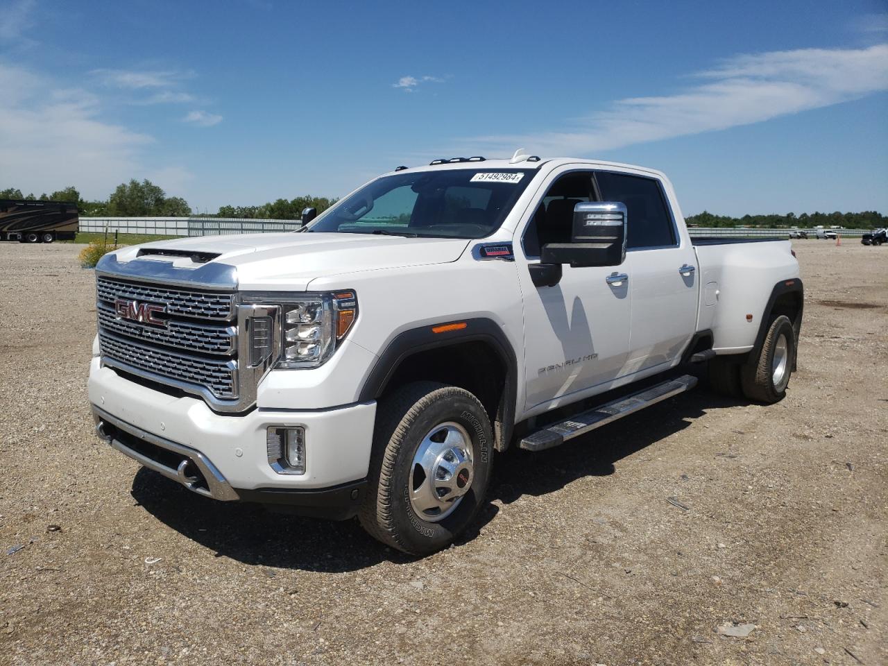 2021 GMC SIERRA VIN 1GT49WEY8MF115876 photo 2