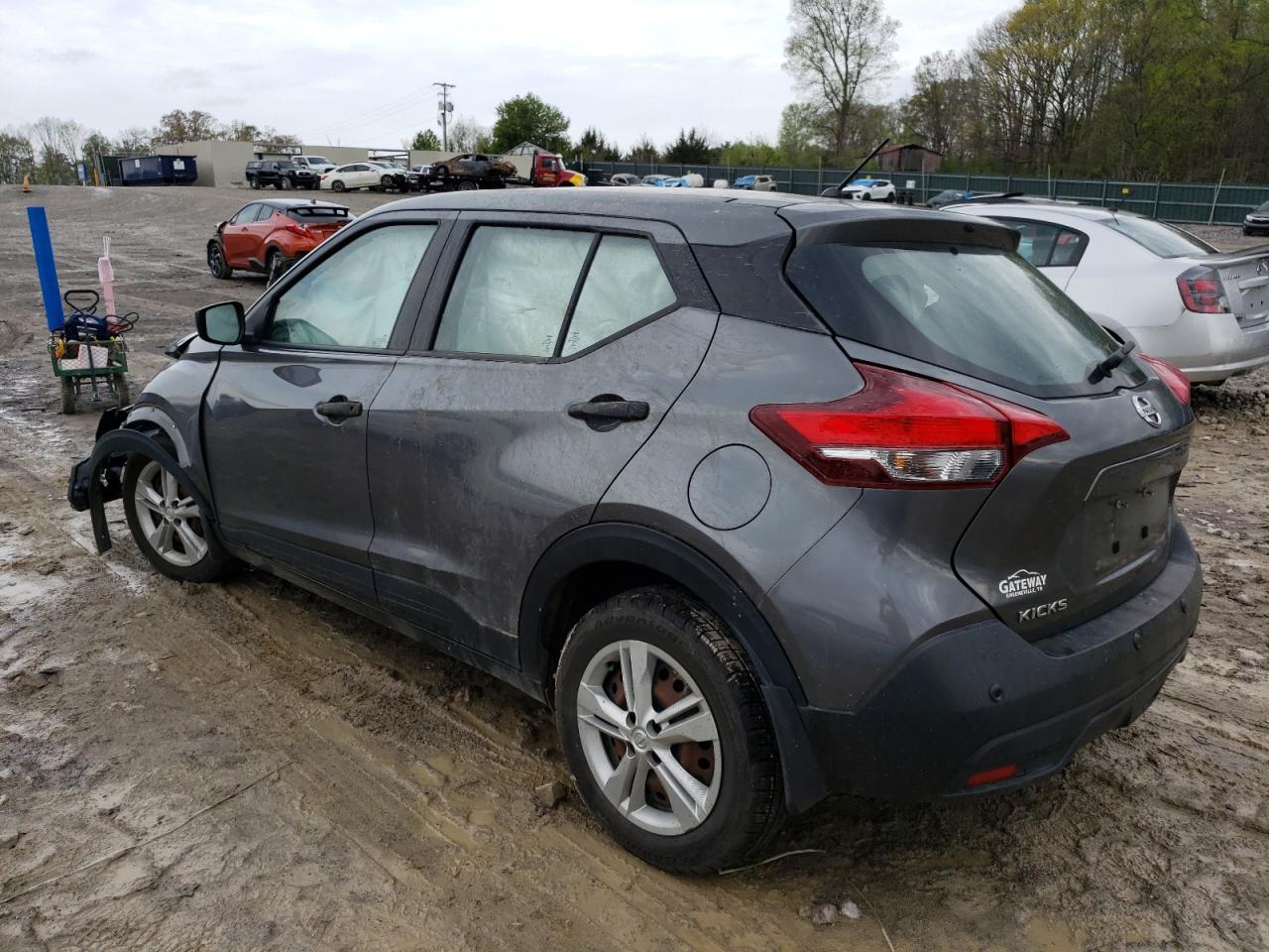 2020 NISSAN Kicks VIN 3N1CP5BV5LL531087 photo 2