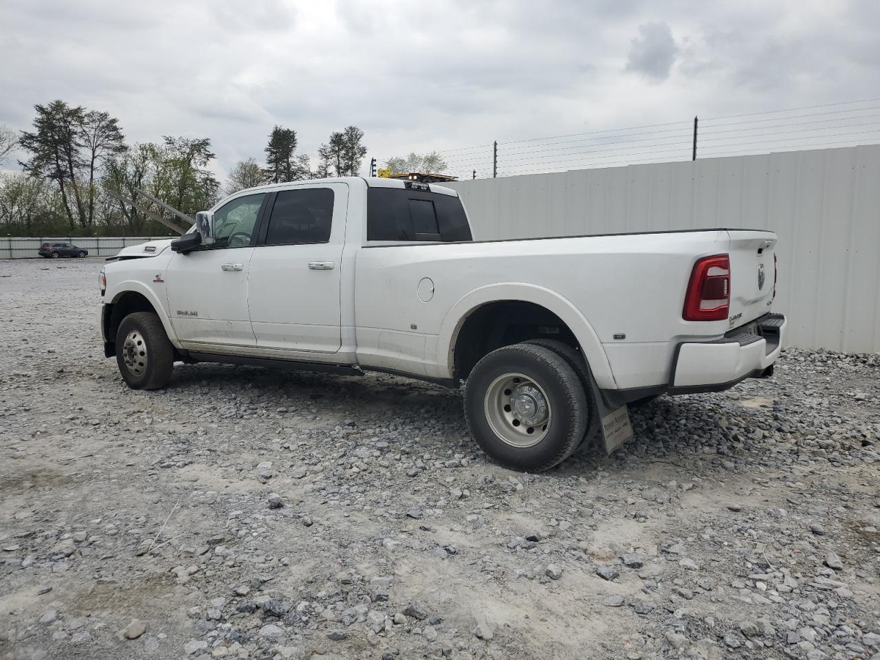 2020 RAM 3500 VIN 3C63RRJL7LG247314 photo 2