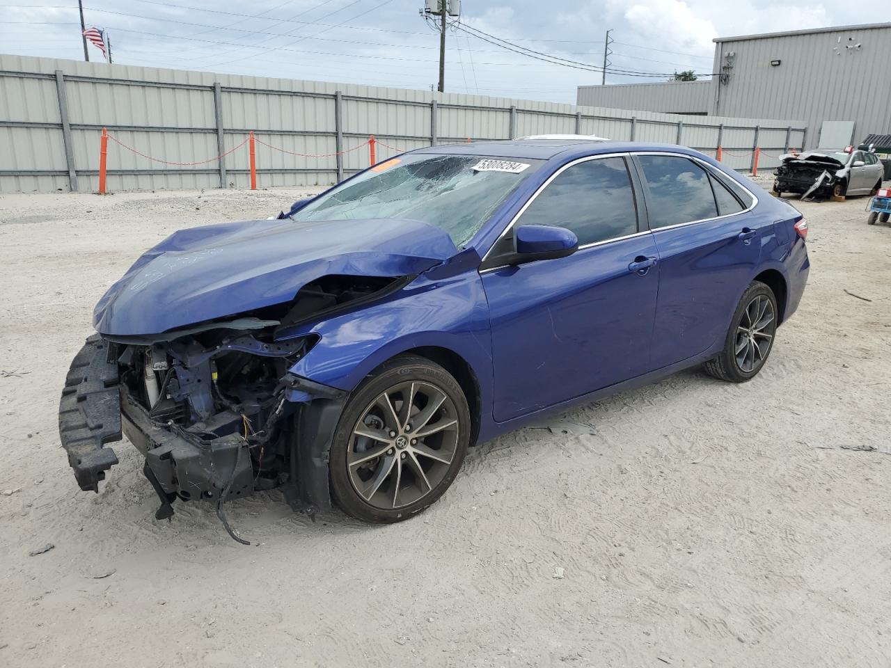 2015 TOYOTA Camry VIN 4T1BF1FK6FU946431 photo 1