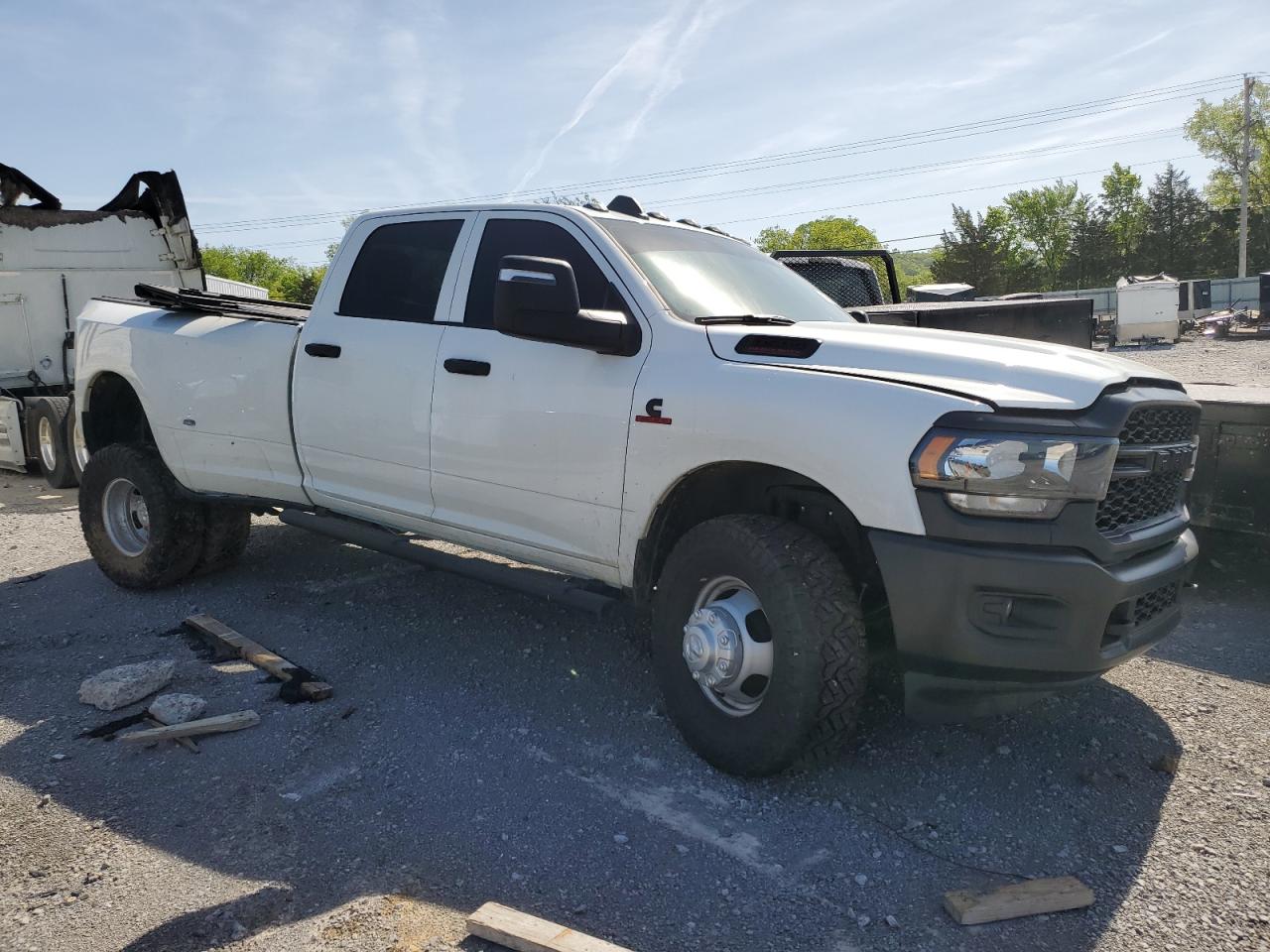 2023 RAM 3500 VIN 3C63RRGL8PG595796 photo 4