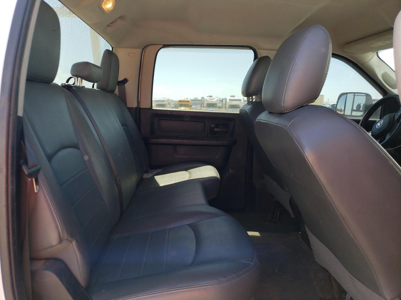 2016 RAM 3500 VIN 3C7WR9CJ3FG619501 photo 10