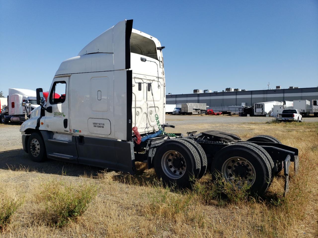 2015 FREIGHTLINER CASCADIA 125 VIN 3AKJGLD53FSGK0100 photo 3