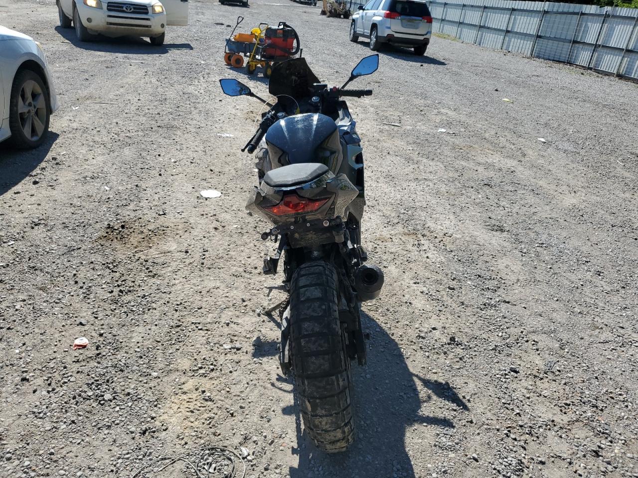 2019 KAWASAKI EX400 VIN JKAEXKG17KDA32030 photo 4