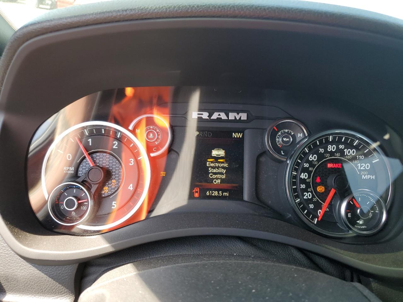 2023 RAM 3500 VIN 3C63RRGL8PG595796 photo 9