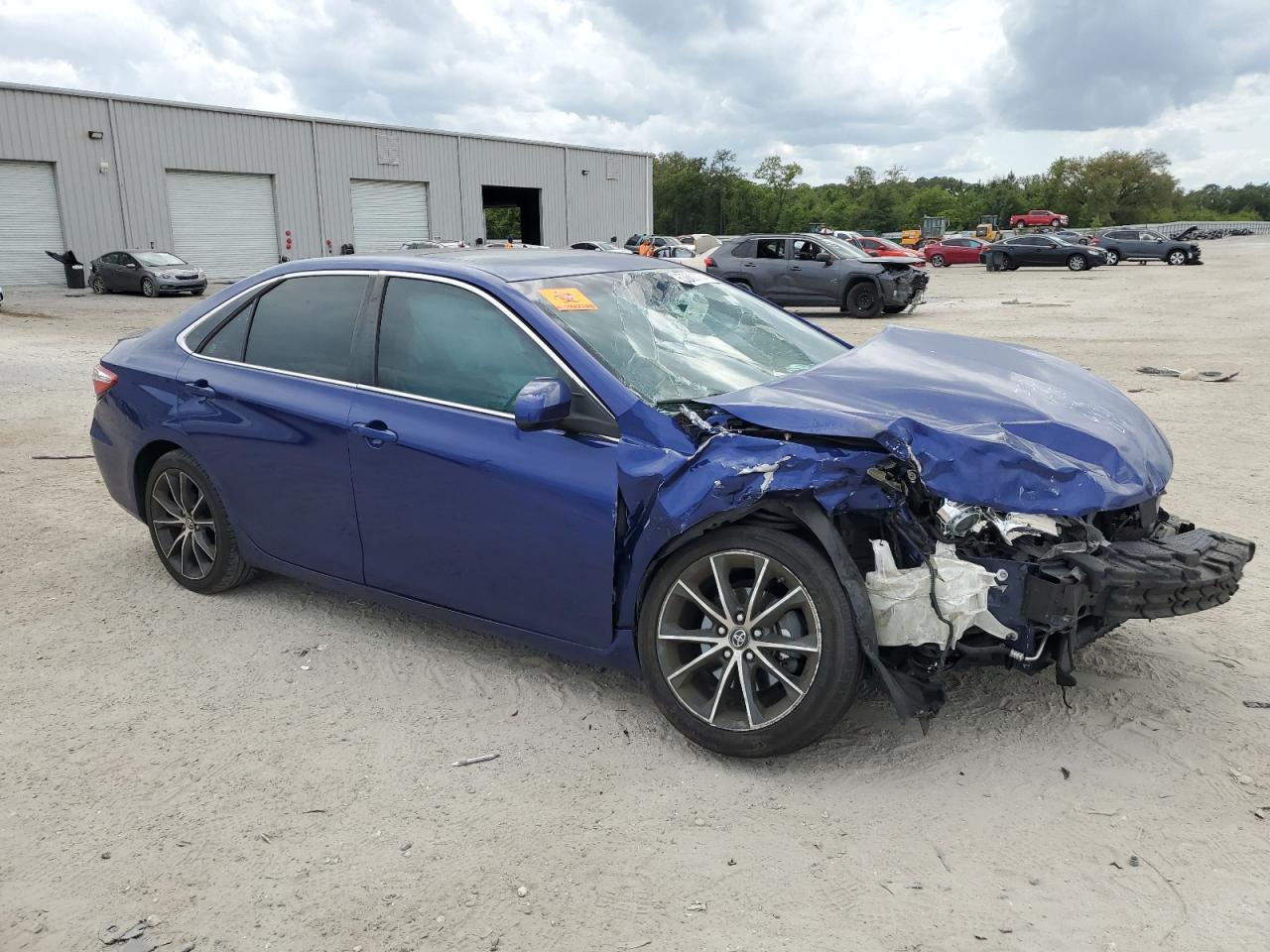 2015 TOYOTA Camry VIN 4T1BF1FK6FU946431 photo 4