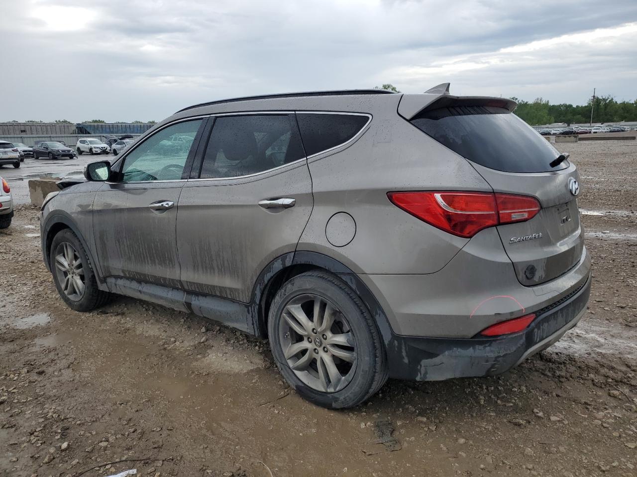2013 HYUNDAI Santa fe VIN 5XYZU3LA4DG077083 photo 2