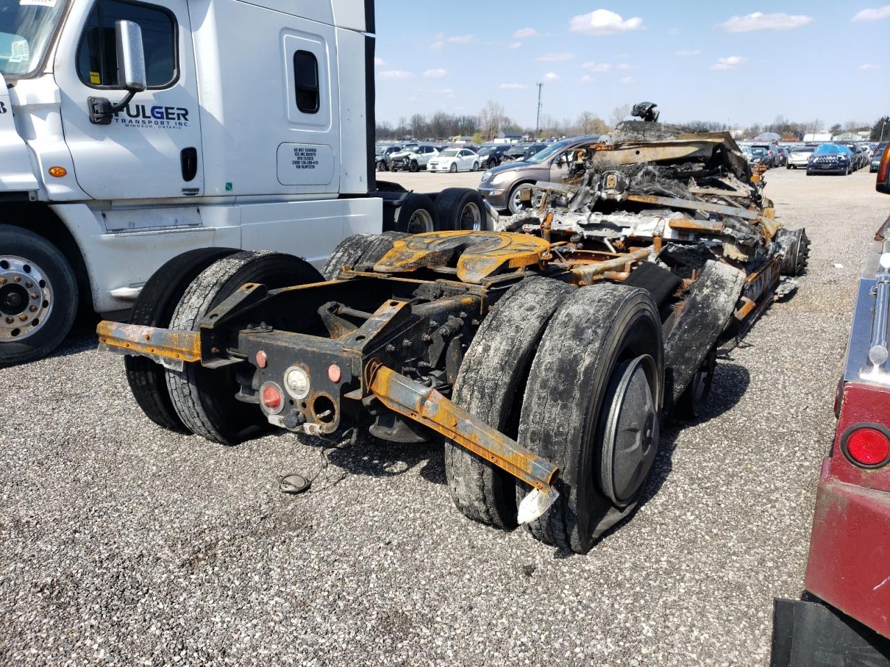 2018 FREIGHTLINER CASCADIA 126 VIN 3AKJHHDR4JSJC4429 photo 4