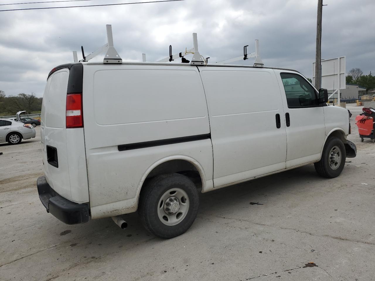 2019 CHEVROLET Express 2500 VIN 1GCWGAFP1K1348662 photo 3