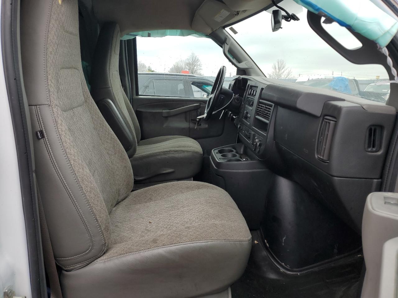 2021 CHEVROLET Express 2500 VIN 1GB0GRF73M1305954 photo 5
