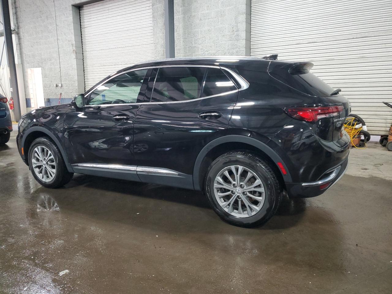2022 BUICK Envision VIN LRBAZLR48ND129989 photo 2