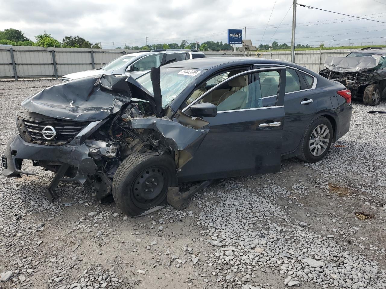 2017 Nissan Altima VIN 1N4AL3AP2HC110329 photo 1