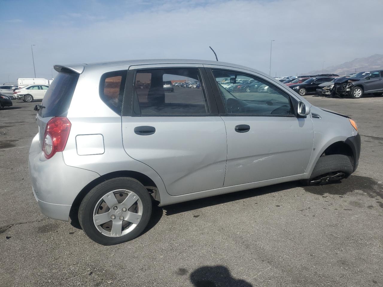 2009 Chevrolet Aveo VIN KL1TD66E69B606855 photo 3