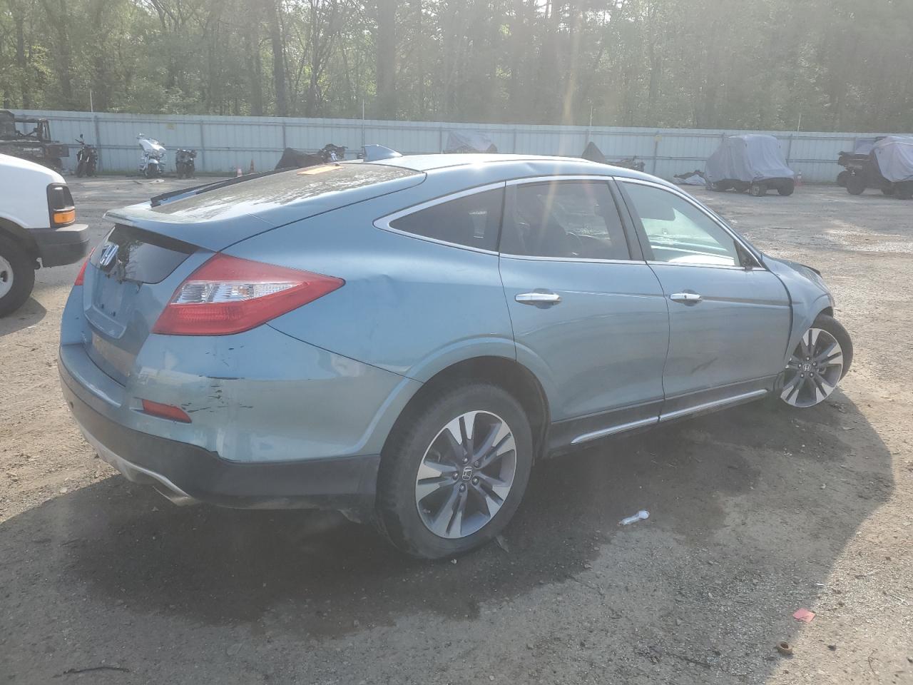 2014 Honda Crosstour VIN 5J6TF1H50EL002560 photo 3