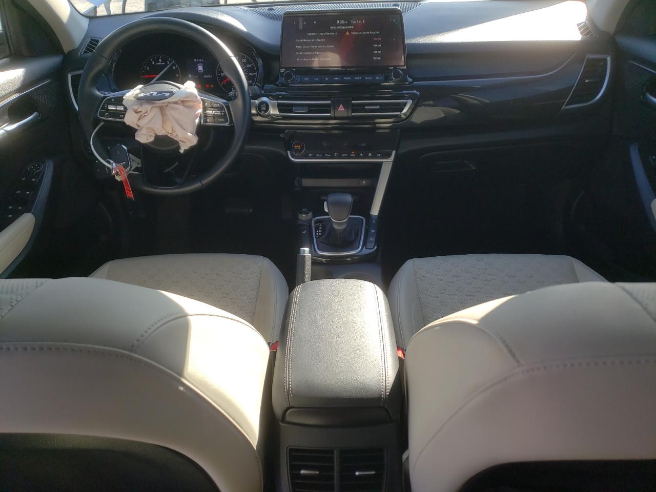 2023 Kia Seltos VIN KNDERCAA6P7467512 photo 8