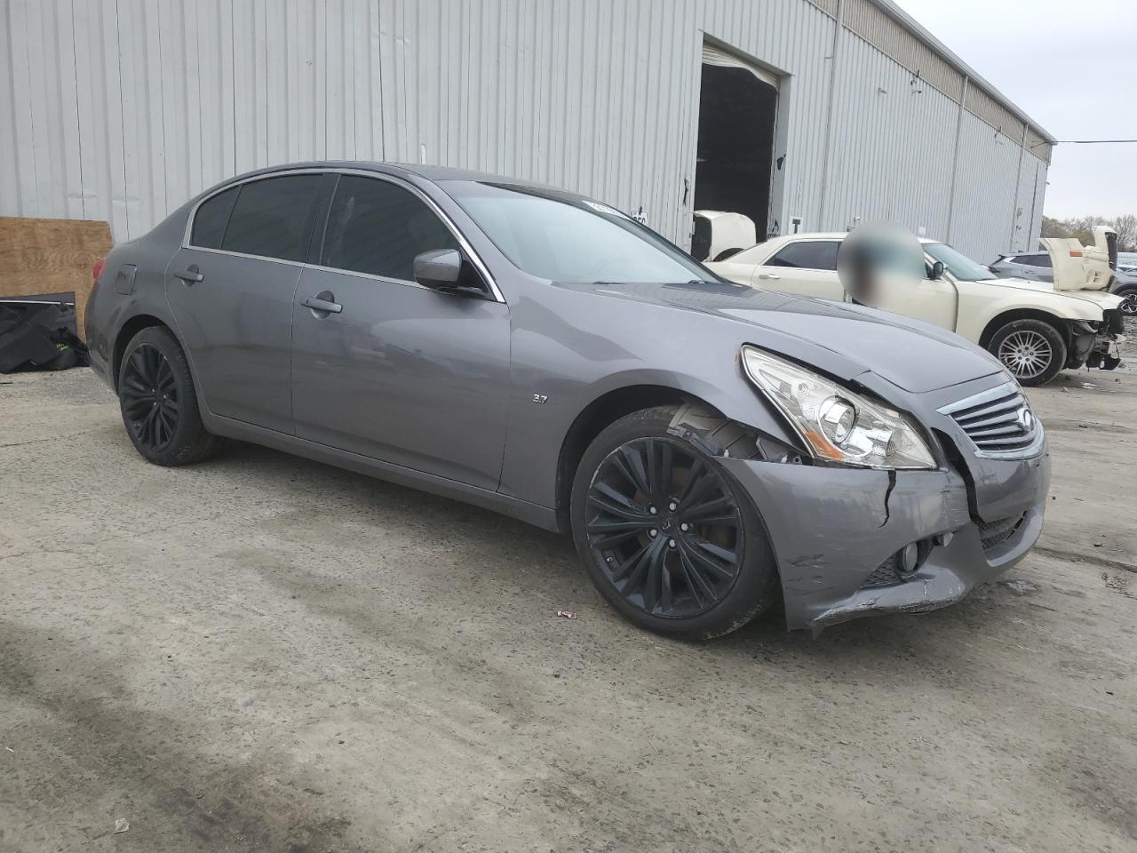 2015 Infiniti Q40 VIN JN1CV6AR3FM523841 photo 4