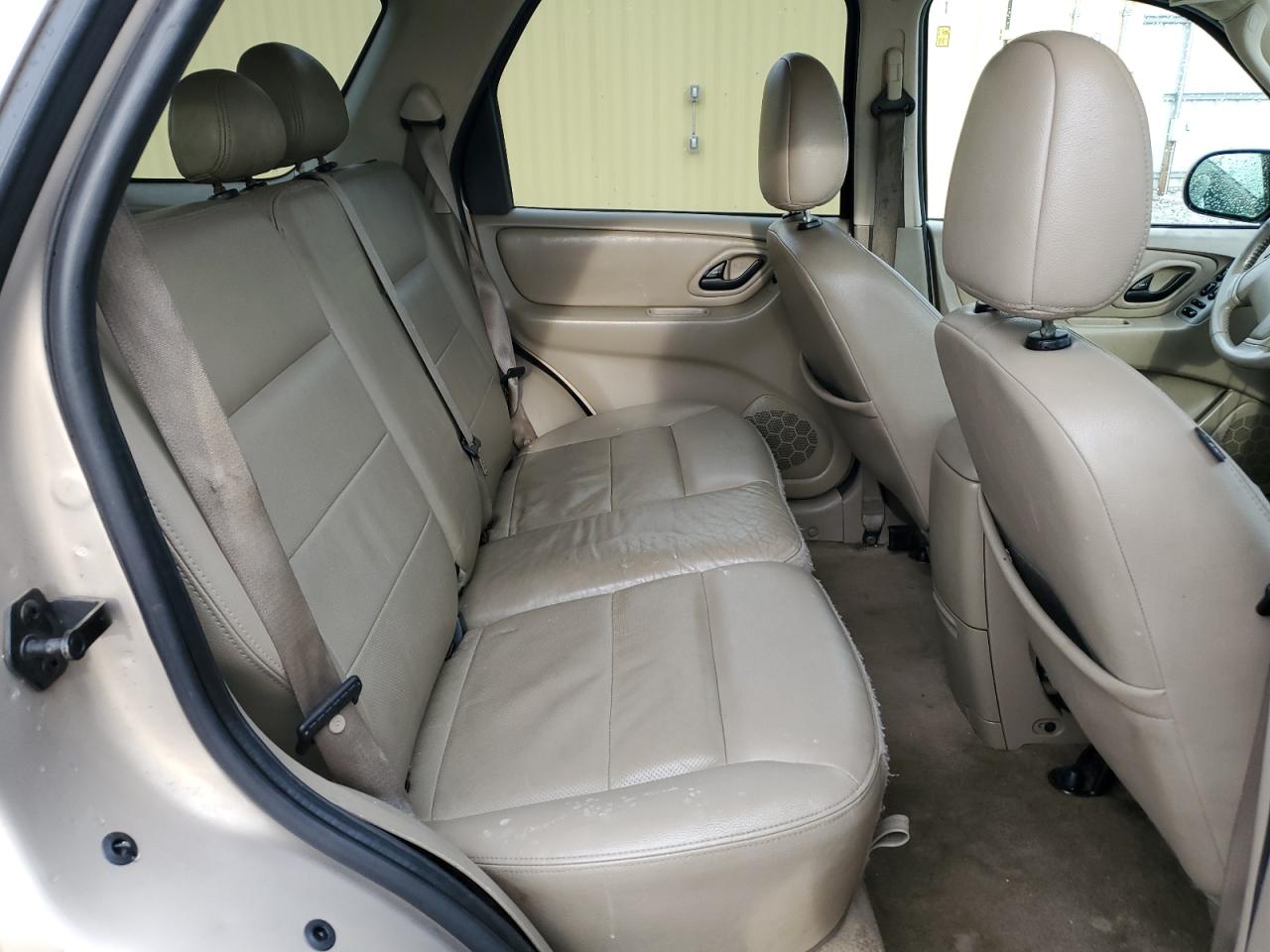2007 Ford Escape VIN 1FMCU94187KC03057 photo 11