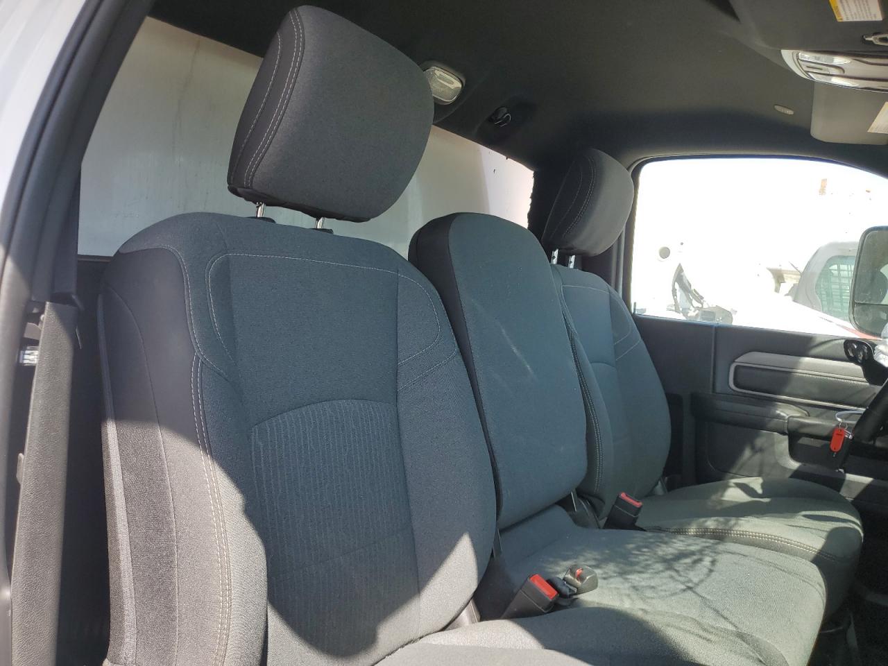 2021 Ram 5500 VIN 3C7WRMDJ8MG613739 photo 11