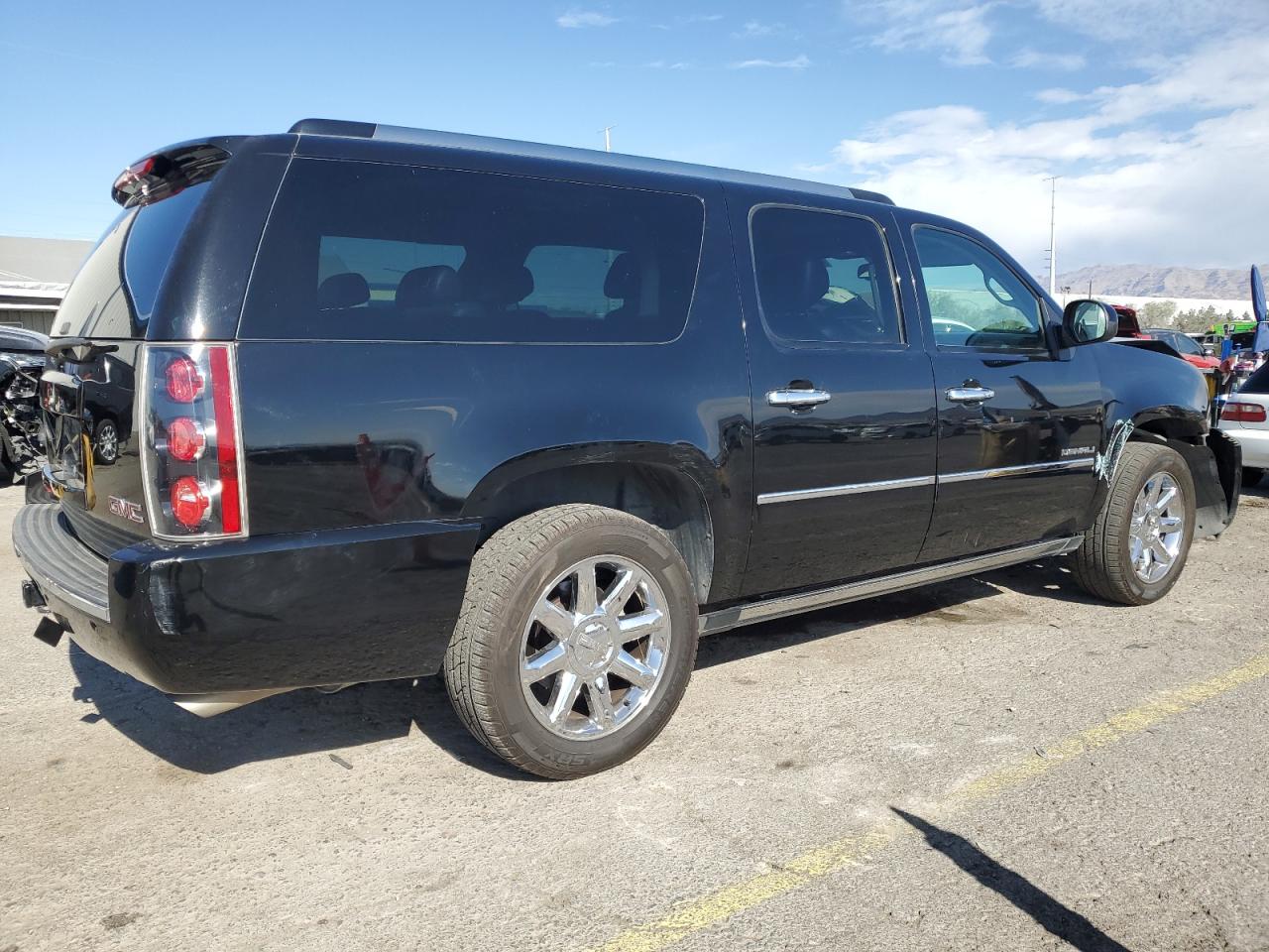 2010 GMC Yukon VIN 1GKUKMEF1AR279363 photo 3