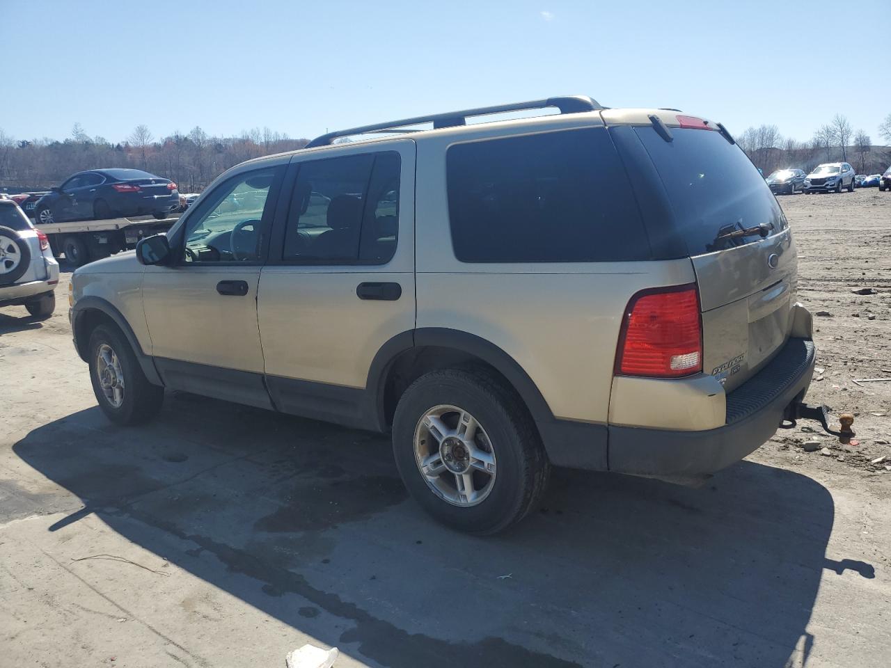 2003 FORD Explorer VIN 1FMDU73K53UA23374 photo 2