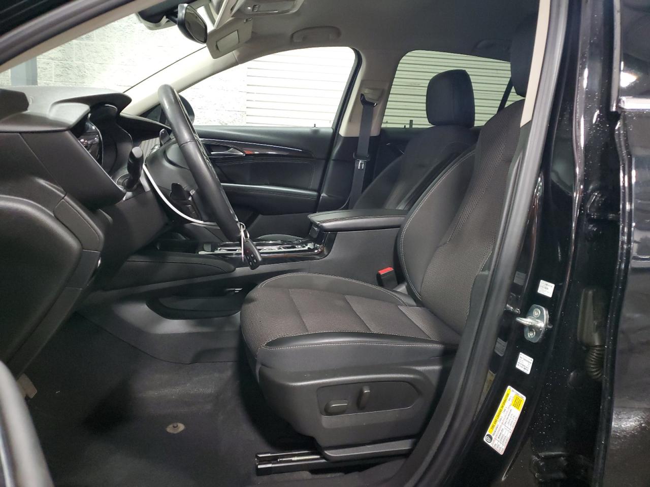 2022 BUICK Envision VIN LRBAZLR48ND129989 photo 7