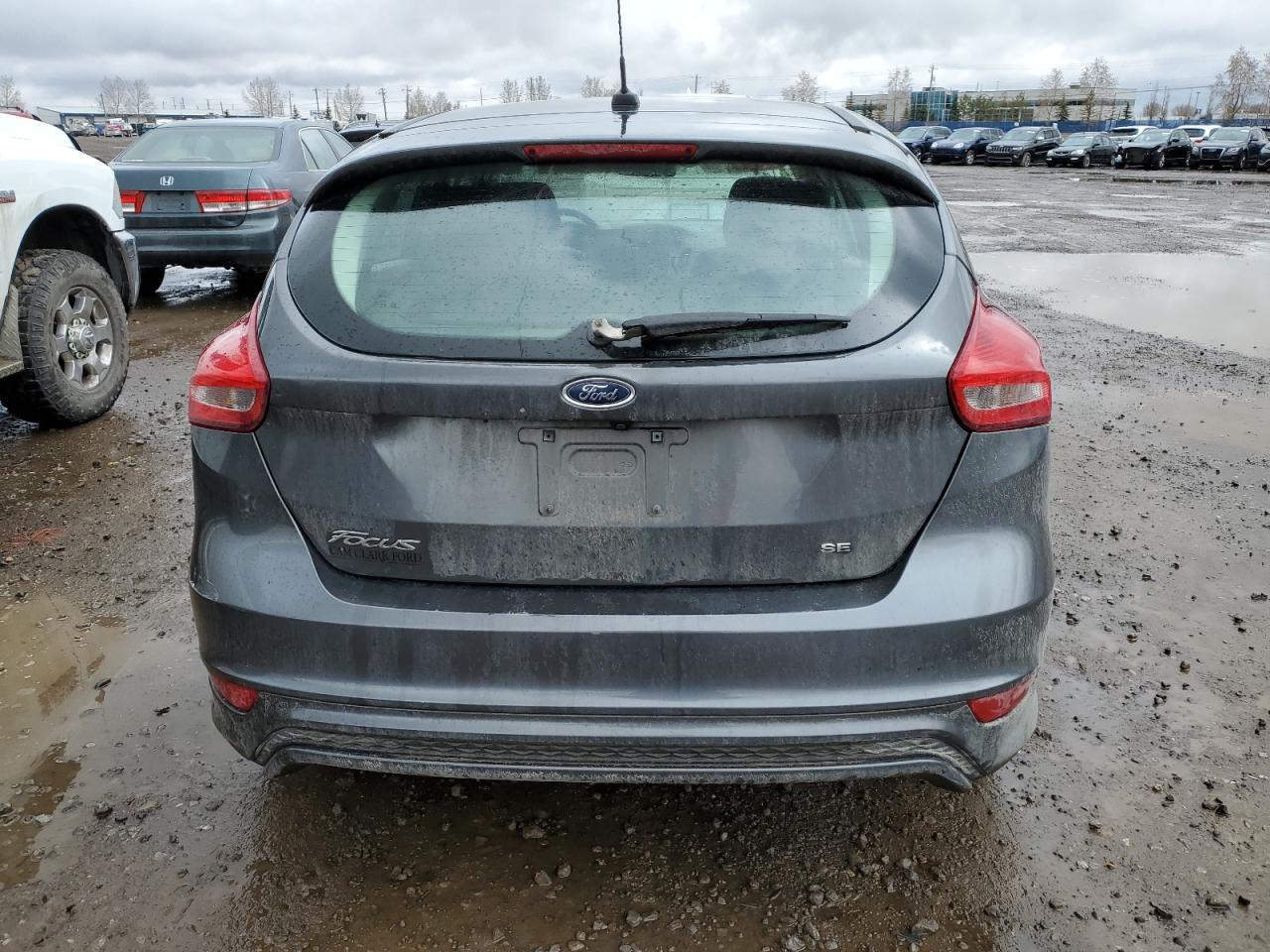 2018 FORD Focus VIN 1FADP3K29JL317925 photo 6