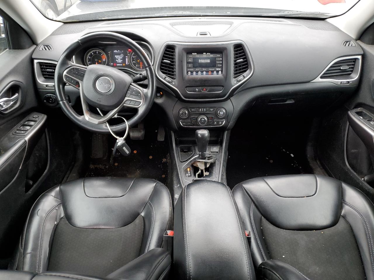 2019 Jeep Grand cher VIN 1C4PJLLB2KD420025 photo 8