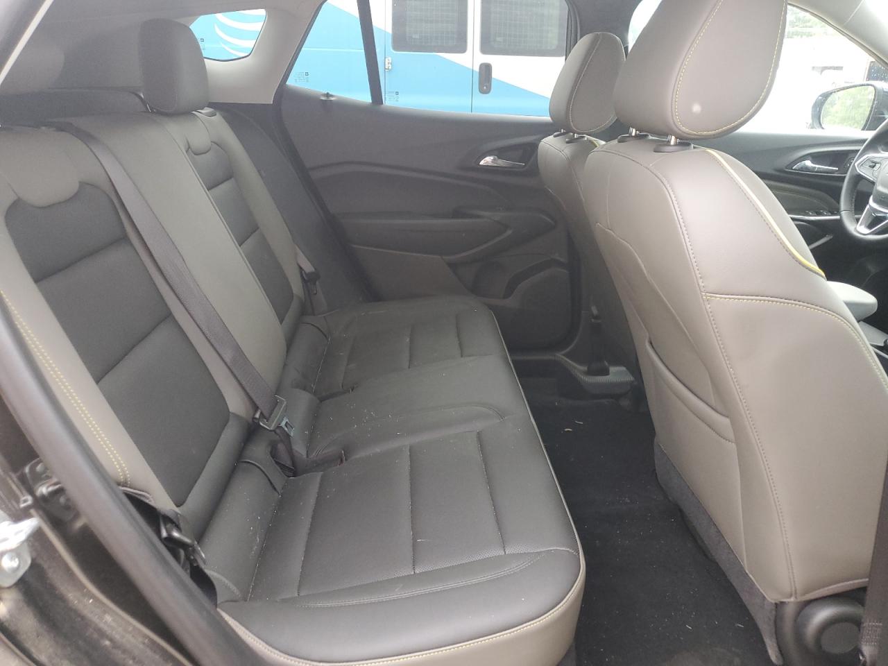2025 Chevrolet Trax activ VIN KL77LKEP3SC049036 photo 10