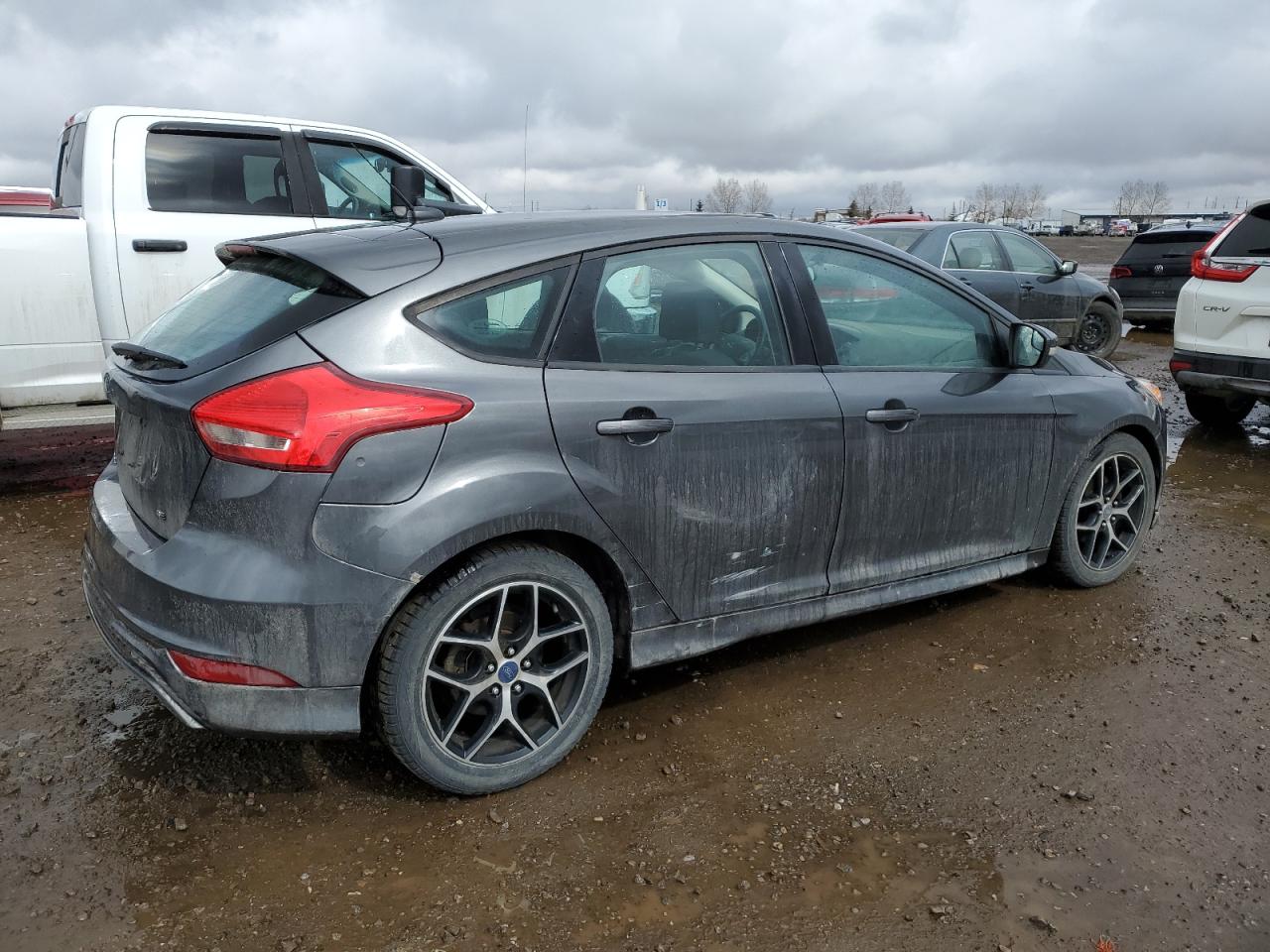 2018 FORD Focus VIN 1FADP3K29JL317925 photo 3