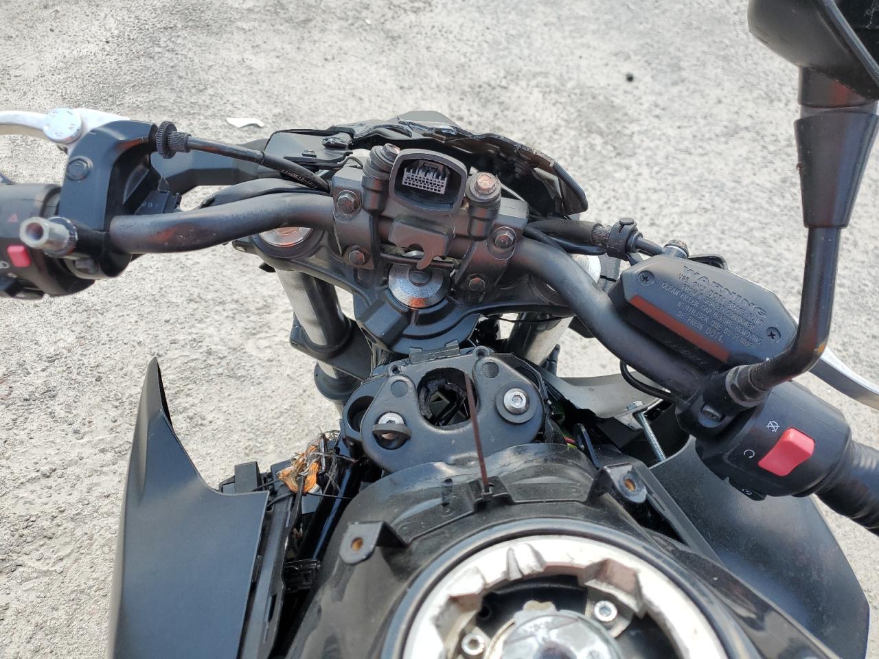2022 KAWASAKI Er650 l VIN XL5EREL18NDA50851 photo 7