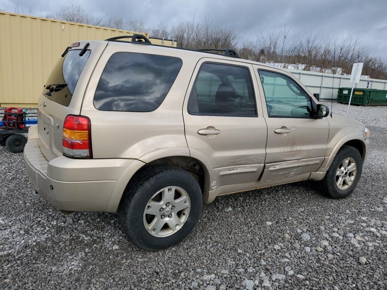 2007 Ford Escape VIN 1FMCU94187KC03057 photo 3