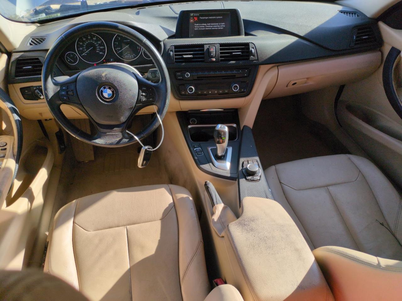 2012 BMW 3 series VIN WBA3A5G5XCNP17664 photo 8
