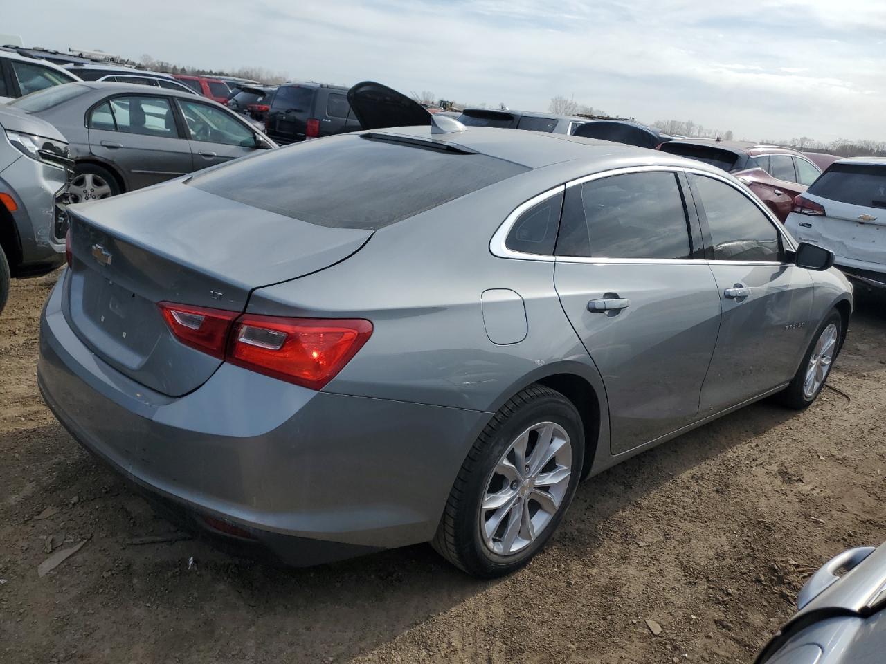 2023 Chevrolet Malibu VIN 1G1ZD5ST8PF188279 photo 3
