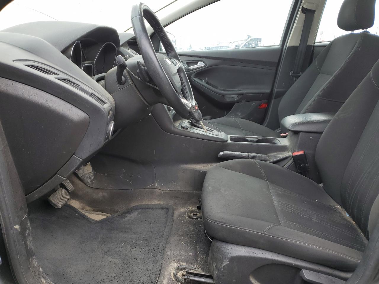 2018 FORD Focus VIN 1FADP3K29JL317925 photo 7