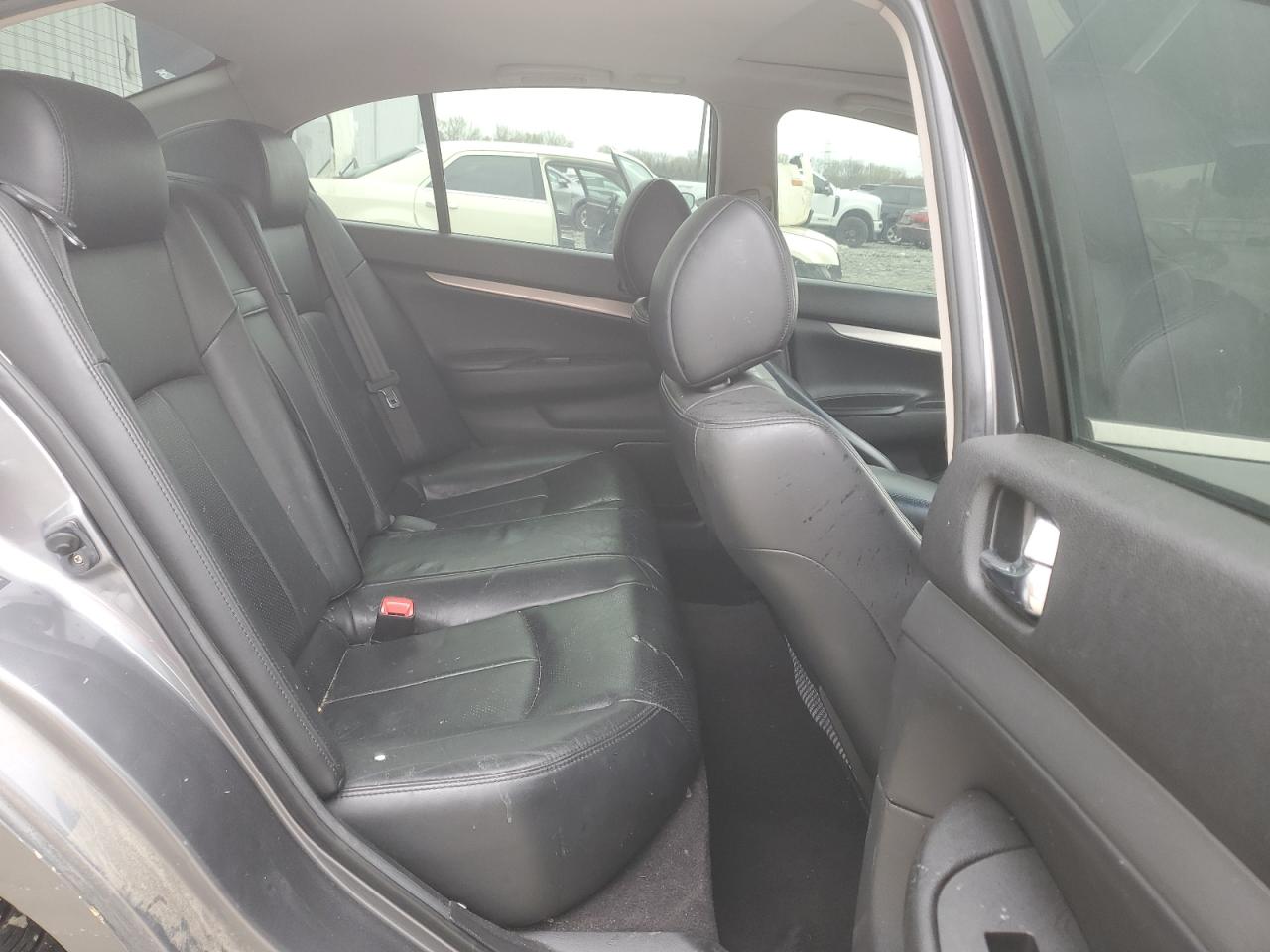 2015 Infiniti Q40 VIN JN1CV6AR3FM523841 photo 10
