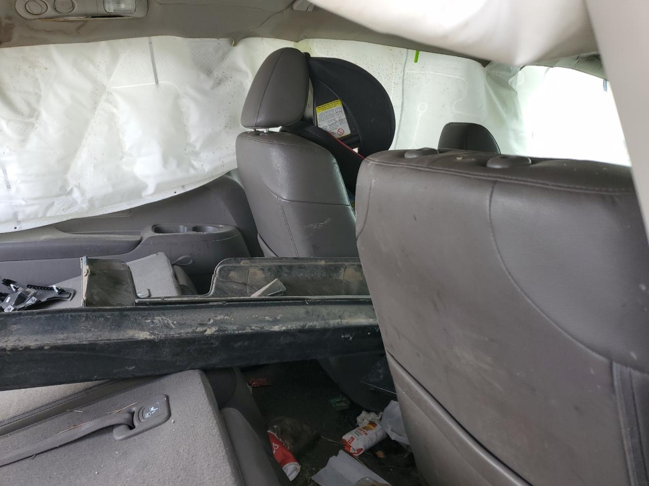2014 HONDA Odyssey exl VIN 5FNRL5H63EB502997 photo 11