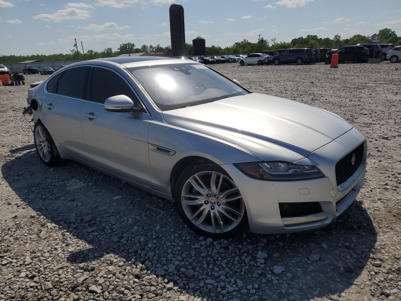 2016 Jaguar Xf VIN SAJBK4BVXGCY11401 photo 4