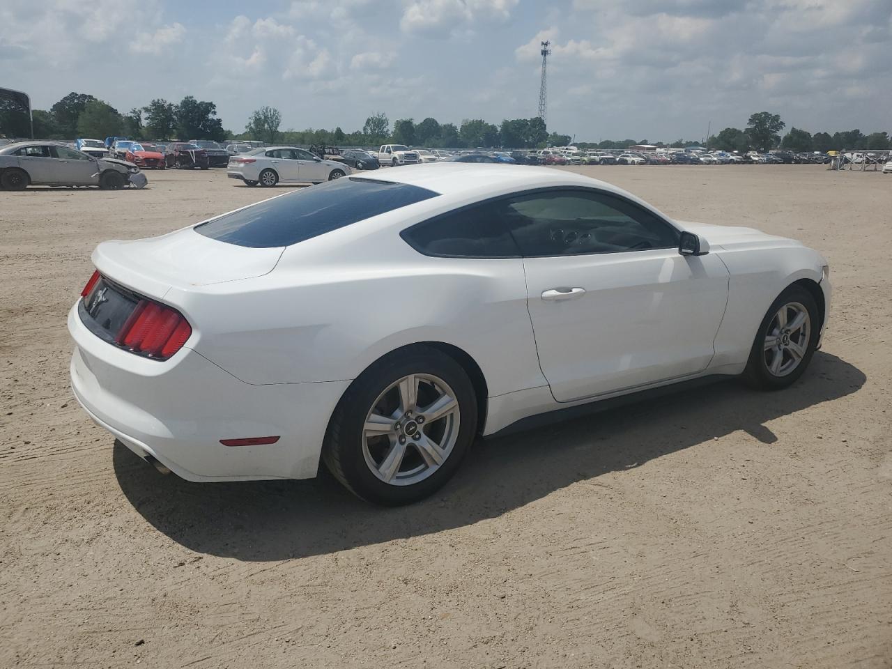 2015 Ford Mustang VIN 1FA6P8AM6F5391713 photo 3