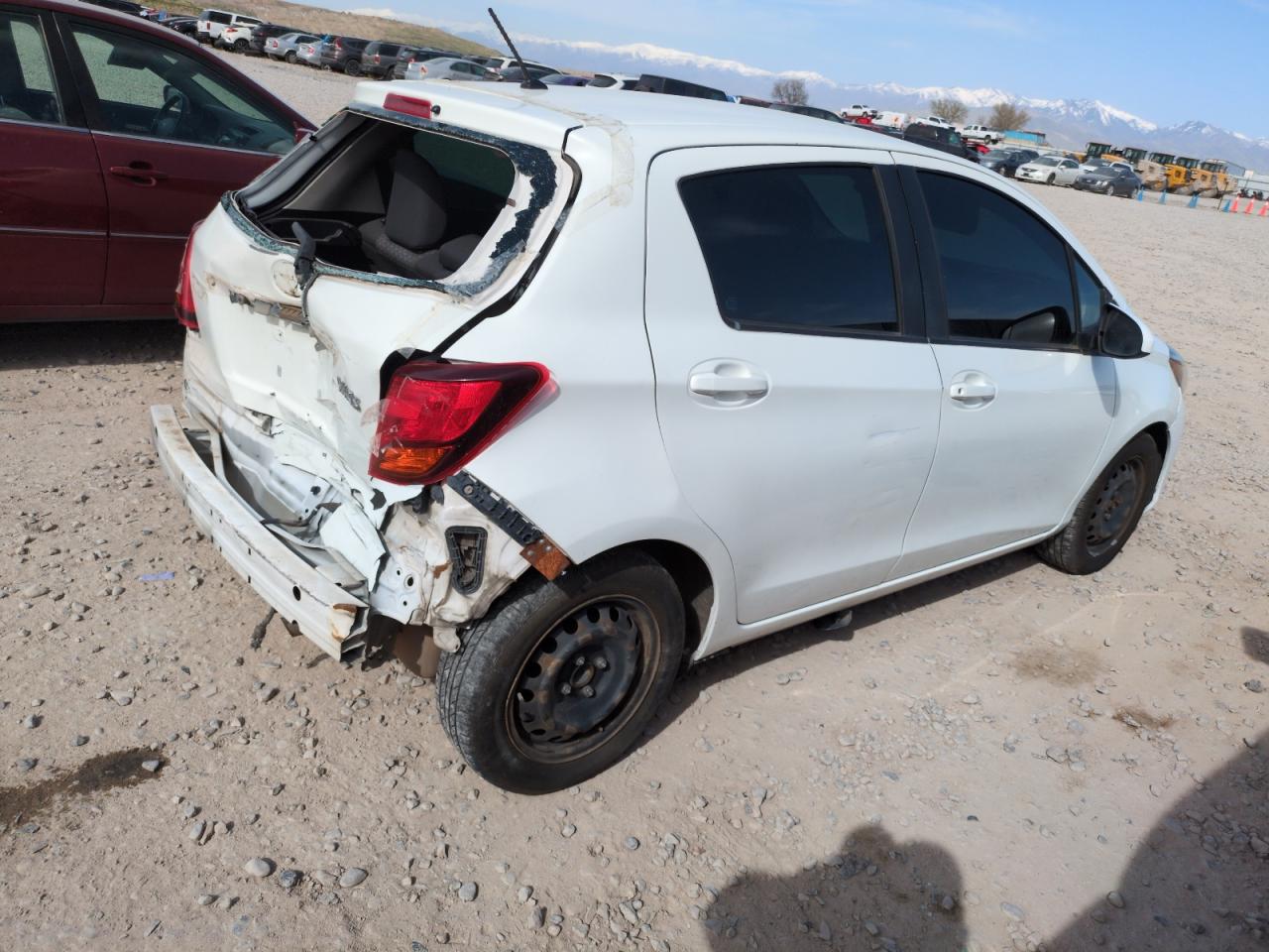 2015 Toyota Yaris VIN VNKKTUD32FA050422 photo 3