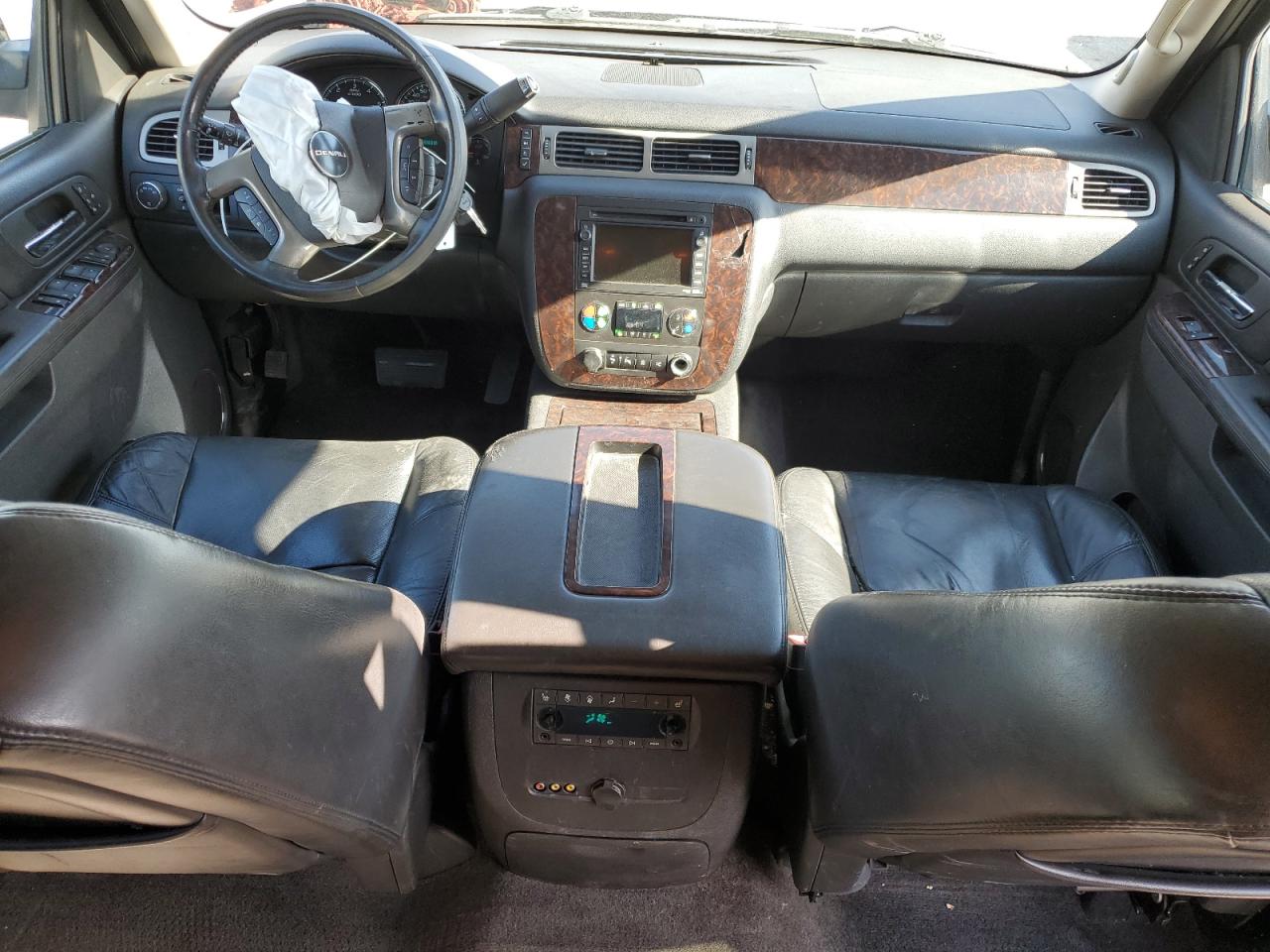 2010 GMC Yukon VIN 1GKUKMEF1AR279363 photo 8