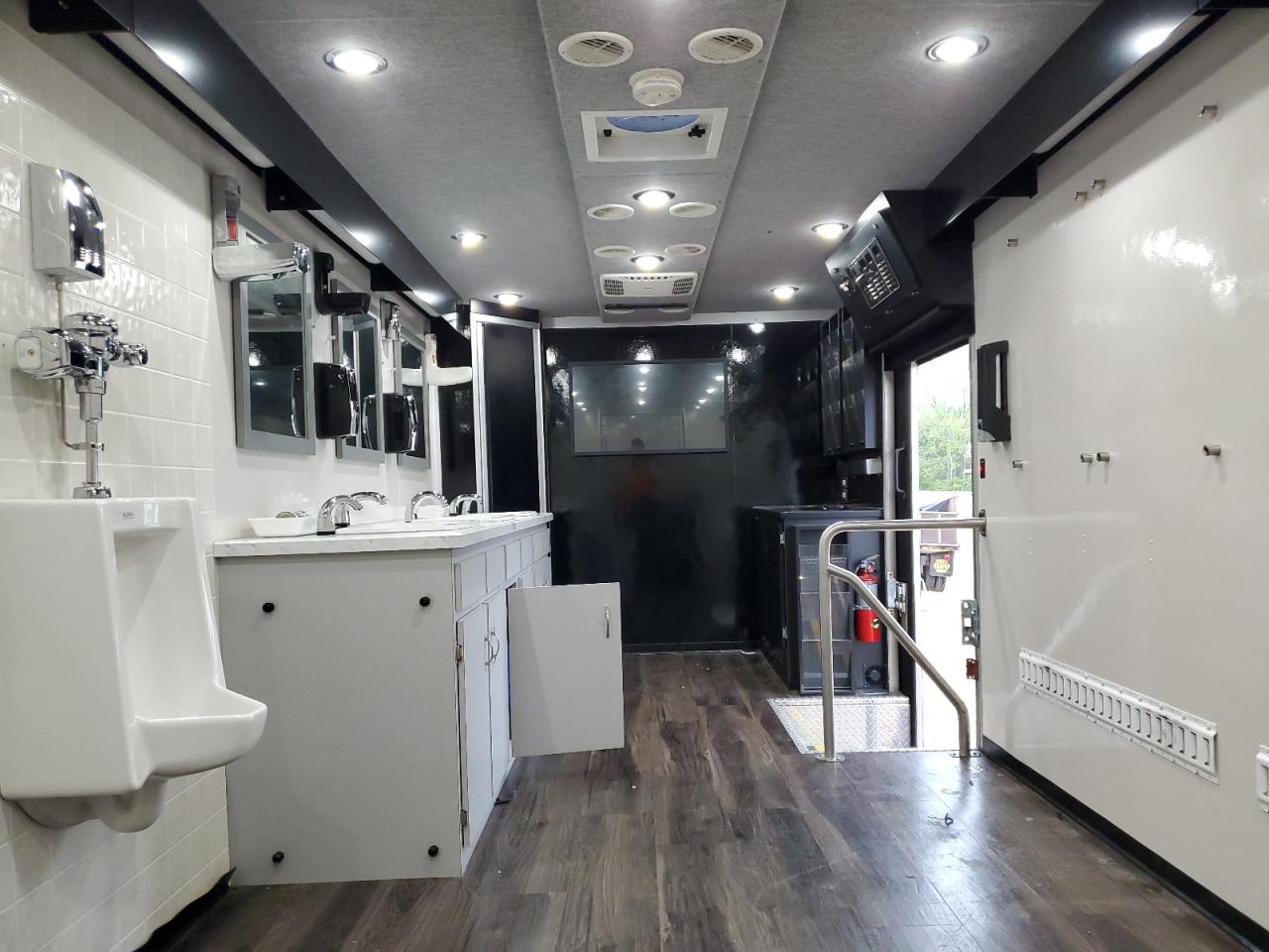 2017 KENWORTH All other VIN 2NKHHM6X9HM172600 photo 11