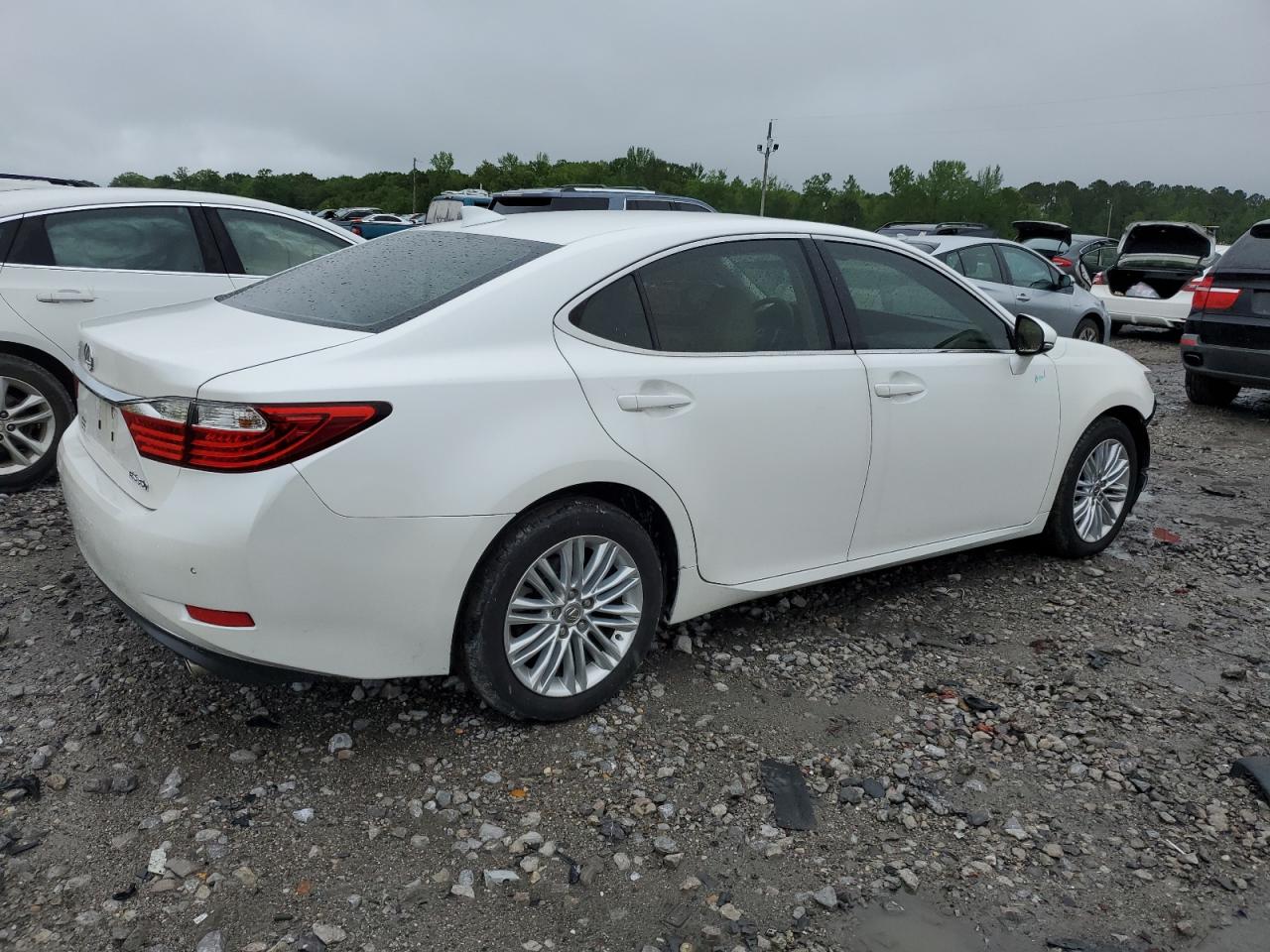 2015 Lexus ES350 VIN JTHBK1GG3F2151471 photo 3